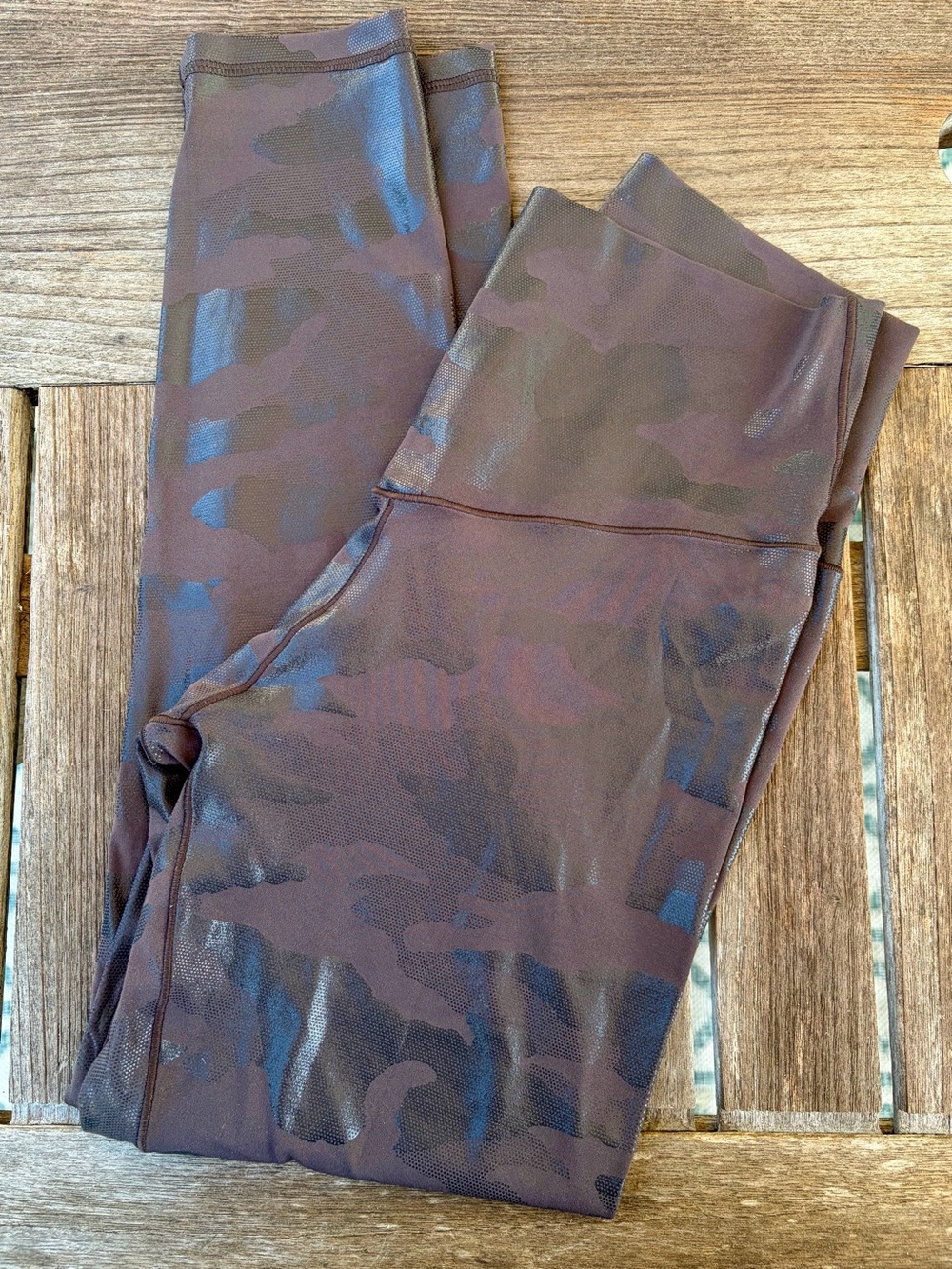 OFFLINE by Aerie Real Me Hi-Rise 7/8 Legging Camo Foil Shimmer Size L